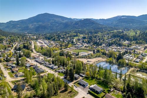 1810 First Street, Fruitvale, BC - Outdoor With View