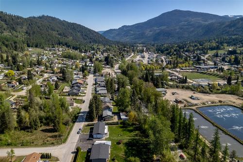 1810 First Street, Fruitvale, BC - Outdoor With View