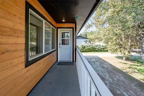 1810 First Street, Fruitvale, BC - Outdoor With Exterior