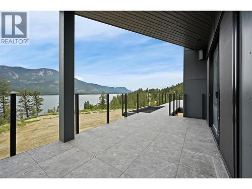 6200 Columbia Lake Road Unit# 4, Columbia Lake, BC - Outdoor With Body Of Water With Exterior
