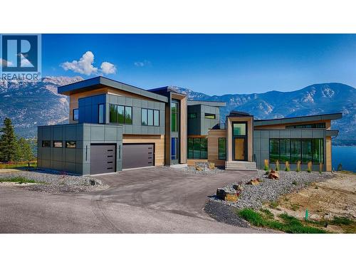 6200 Columbia Lake Road Unit# 4, Columbia Lake, BC - Outdoor