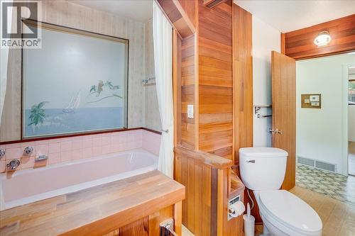 275 2Nd Avenue, Rivervale, BC - Indoor Photo Showing Bathroom