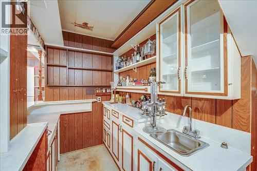 275 2Nd Avenue, Rivervale, BC - Indoor Photo Showing Kitchen