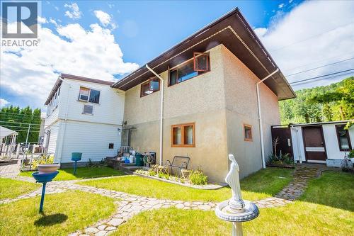 275 2Nd Avenue, Rivervale, BC - Outdoor With Exterior