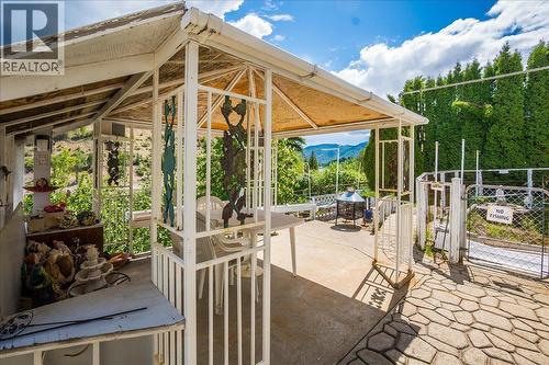 275 2Nd Avenue, Rivervale, BC - Outdoor With Deck Patio Veranda