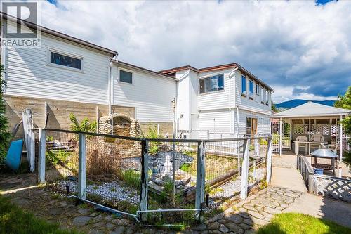 275 2Nd Avenue, Rivervale, BC - Outdoor With Exterior