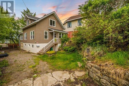 1667 Cedar Avenue, Trail, BC - Outdoor