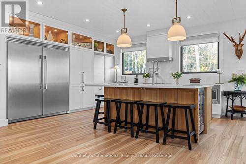 32 A11 Island, The Archipelago (Archipelago North), ON - Indoor