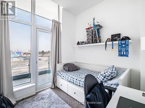 Th06 - 9 Buttermill Avenue W, Vaughan, ON - Indoor Photo Showing Bedroom