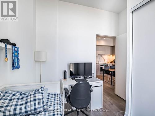 Th06 - 9 Buttermill Avenue W, Vaughan, ON - Indoor