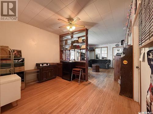 269 2Nd Avenue Ne, Swift Current, SK - Indoor Photo Showing Other Room