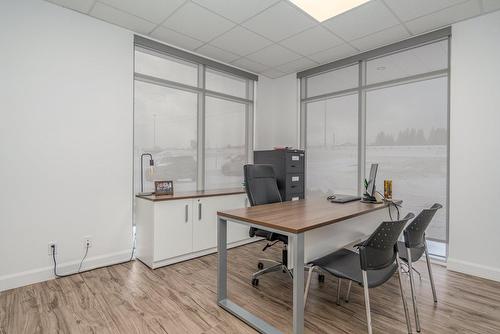 Office - 2-9930 Boul. Bourque, Sherbrooke (Brompton/Rock Forest/Saint-Élie/Deauville), QC - Indoor