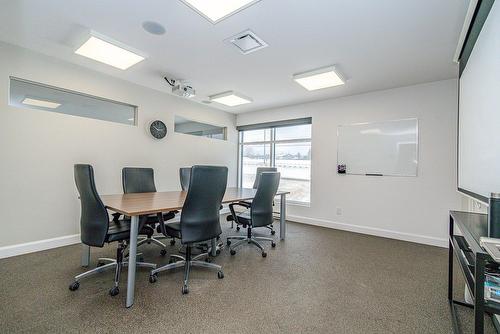 Office - 2-9930 Boul. Bourque, Sherbrooke (Brompton/Rock Forest/Saint-Élie/Deauville), QC - Indoor Photo Showing Office