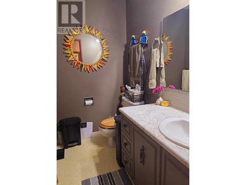 40 Breccia Drive, Logan Lake, BC - Indoor Photo Showing Bathroom