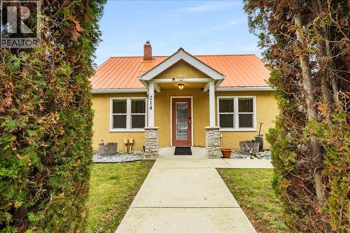 214 11th Avenue  Castlegar, BC V1N 1J2