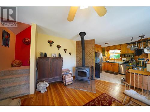 425 Alexander Road, Procter, BC - Indoor With Fireplace