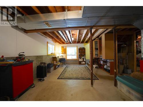 425 Alexander Road, Procter, BC - Indoor