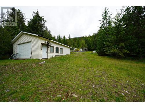 425 Alexander Road, Procter, BC - Outdoor