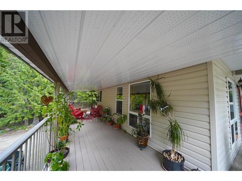 425 Alexander Road, Procter, BC - Outdoor With Exterior