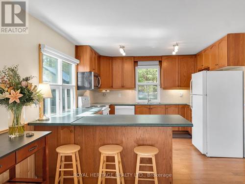 Kitchen - 1346 Wahta #2 Road S, Georgian Bay, ON - Indoor Photo Showing Kitchen With Double Sink