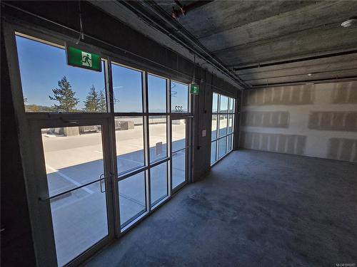 318-322-4342 West Shore Pkwy, Langford, BC 