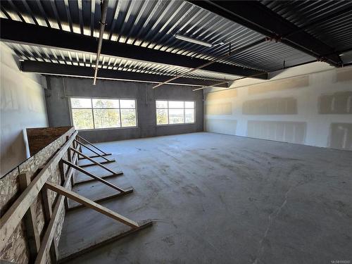 318-322-4342 West Shore Pkwy, Langford, BC 