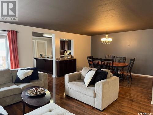 502 Southshore Drive, Lakeland Rm No. 521, SK - Indoor Photo Showing Living Room