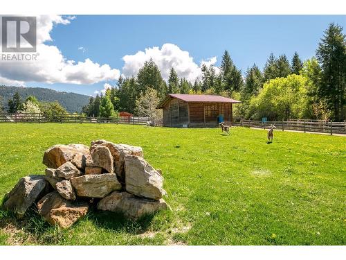 2190 30 Street Ne, Salmon Arm, BC - Outdoor