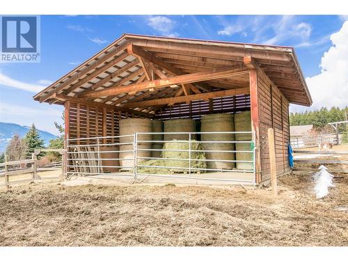 2190 30 Street Ne, Salmon Arm, BC - Outdoor