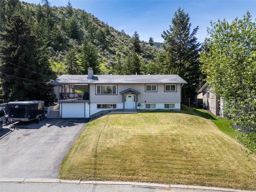 5121 Crawford Place  Kamloops, BC V2C 5Z8