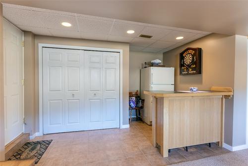 5121 Crawford Place, Kamloops, BC - Indoor Photo Showing Other Room