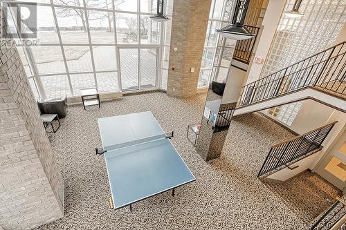 605 - 2190 Lakeshore Road, Burlington, ON -  With Exterior