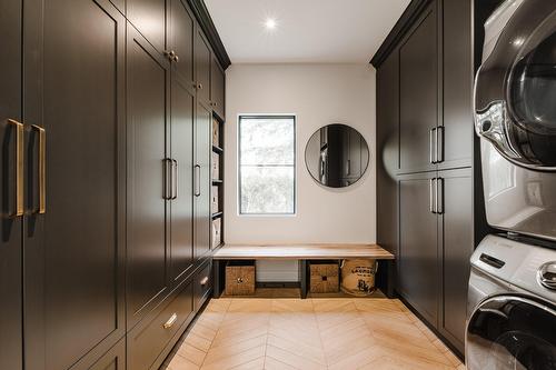 Salle de lavage - 21 Prom. St-Louis, Notre-Dame-De-L'Île-Perrot, QC - Indoor Photo Showing Laundry Room