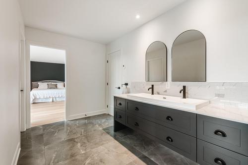 Salle de bains - 21 Prom. St-Louis, Notre-Dame-De-L'Île-Perrot, QC - Indoor Photo Showing Bathroom