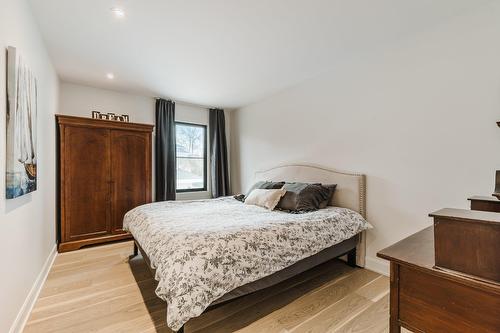 Chambre à coucher - 21 Prom. St-Louis, Notre-Dame-De-L'Île-Perrot, QC - Indoor Photo Showing Bedroom