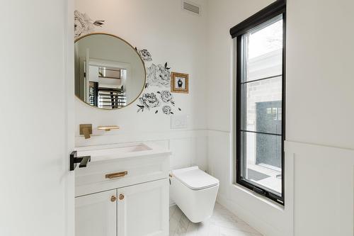 Salle d'eau - 21 Prom. St-Louis, Notre-Dame-De-L'Île-Perrot, QC - Indoor