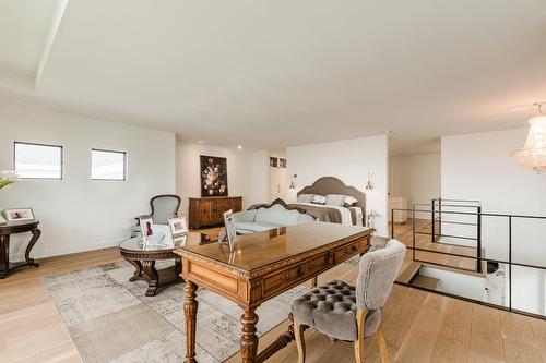 Bureau - 21 Prom. St-Louis, Notre-Dame-De-L'Île-Perrot, QC - Indoor