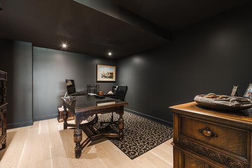 Bureau - 21 Prom. St-Louis, Notre-Dame-De-L'Île-Perrot, QC - Indoor