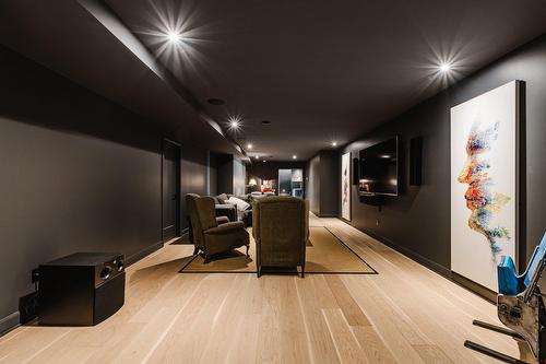 Salle de jeux - 21 Prom. St-Louis, Notre-Dame-De-L'Île-Perrot, QC - Indoor Photo Showing Other Room