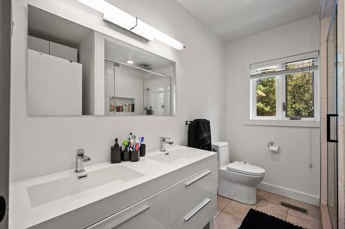 Salle de bains - 153 Route 323, Brébeuf, QC - Indoor Photo Showing Bathroom