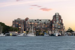 821-21 Dallas Rd  Victoria, BC V8V 4Z9