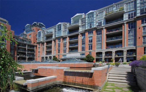 821-21 Dallas Rd, Victoria, BC - Outdoor With Facade