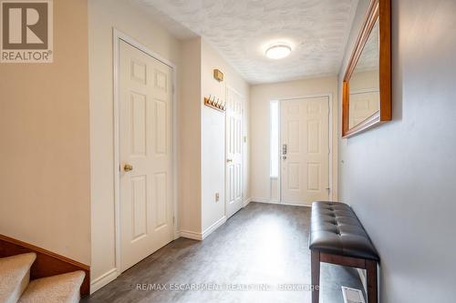 85 Royalvista Drive, Hamilton, ON - Indoor Photo Showing Other Room
