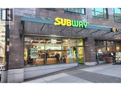 260 ROBSON STREET  Vancouver, BC V6B 6A1