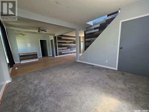 406 Centre Street, Cabri, SK - Indoor Photo Showing Other Room