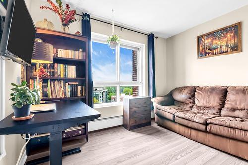 Chambre à coucher - 804-6 Av. Argyle, Saint-Lambert, QC - Indoor