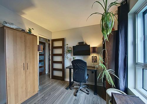 Chambre à coucher - 804-6 Av. Argyle, Saint-Lambert, QC - Indoor Photo Showing Office