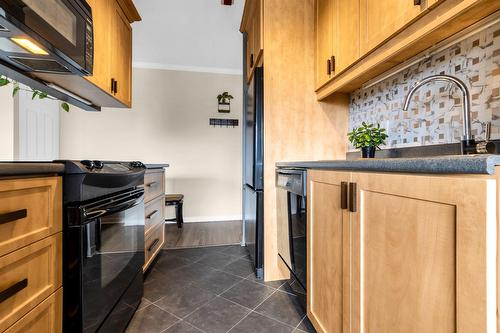 Cuisine - 804-6 Av. Argyle, Saint-Lambert, QC - Indoor Photo Showing Kitchen