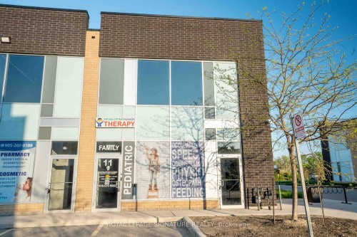 11A-1235 Queensway N/A E, Mississauga, ON 