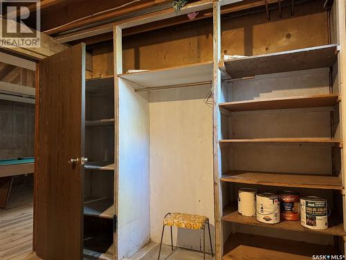 316 8Th Street E, Wynyard, SK - Indoor